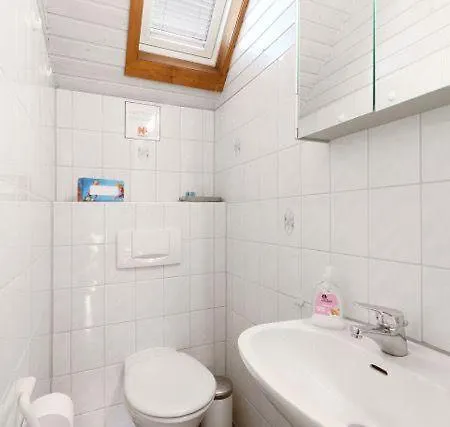 Lass-deine-seele-baumeln-in-der-natur-im-ferienhaus-felix-von-mein-seepark Semesterbostad Kirchheim (Hessen)