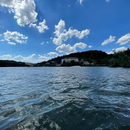 Lass-deine-seele-baumeln-in-der-natur-im-ferienhaus-felix-von-mein-seepark Semesterbostad Kirchheim (Hessen)